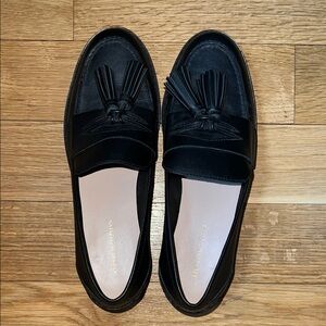 Stuart Weitzman Size 7.5 Black Leather Tassel Loafers